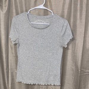 Ruffle T-Shirt Aeropostale Size L